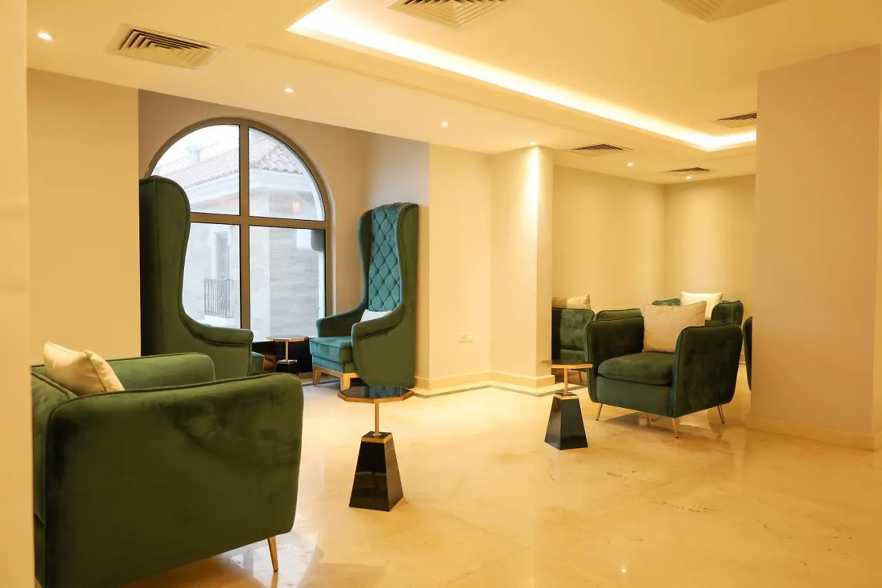 الرياض فندق مومنتس ليفنج - Moments living hotel 3*,