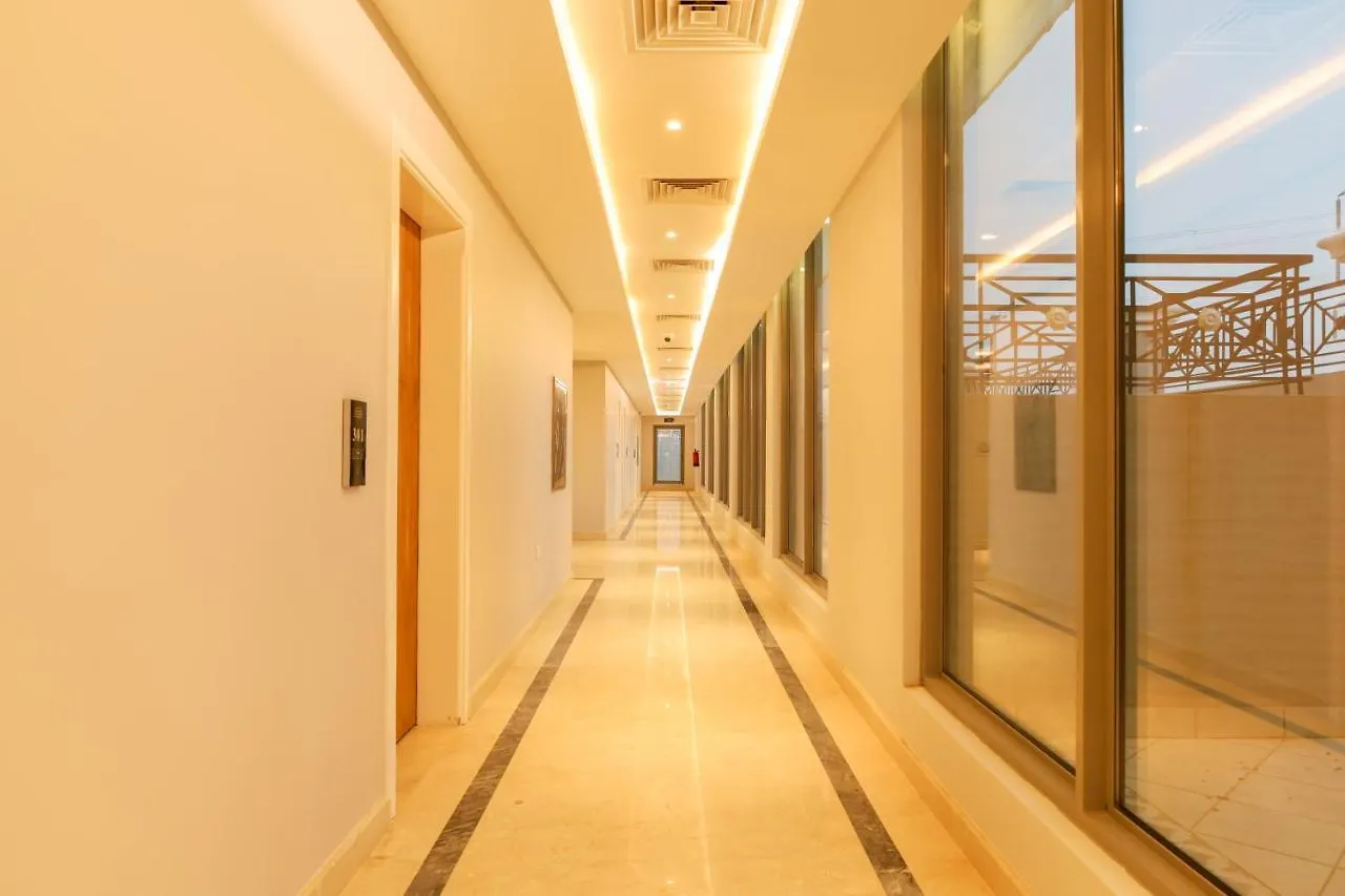 الرياض فندق مومنتس ليفنج - Moments living hotel شقة فندقية